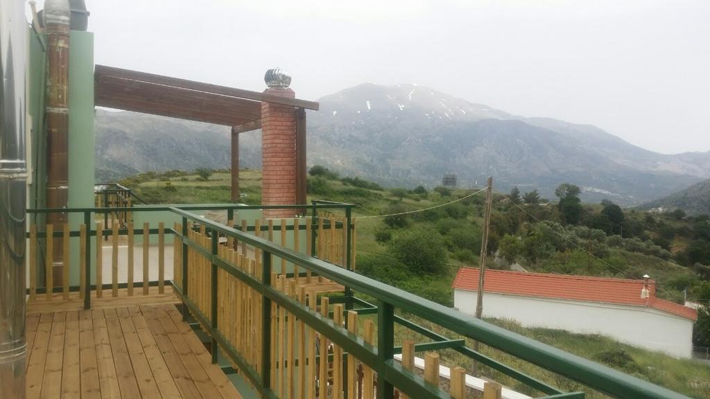 Elia Meronas Exterior photo